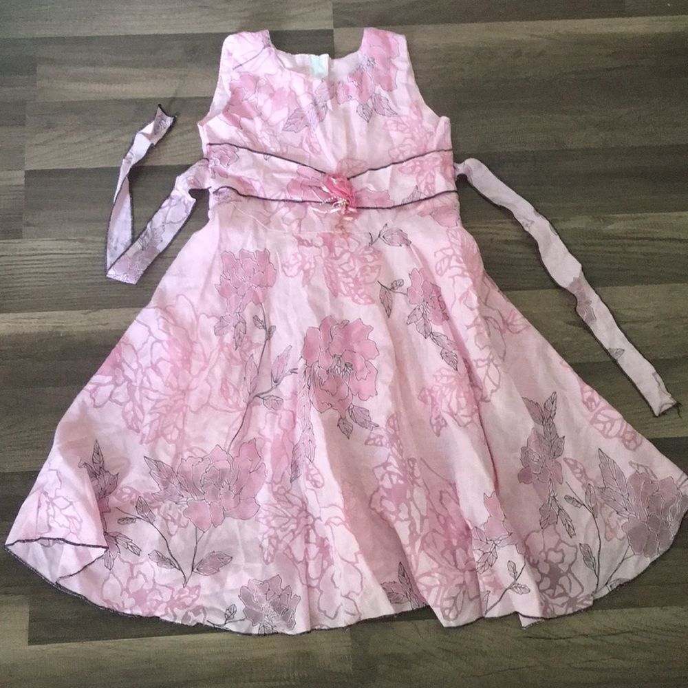 Pink dress